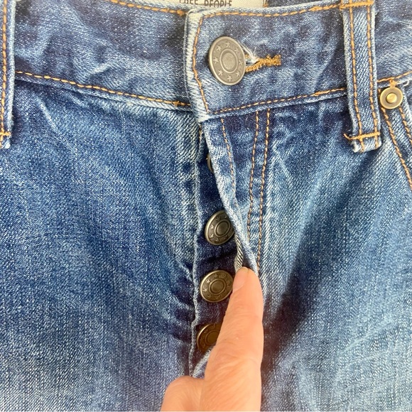 Free People Rock Denim Uptown Shorts Sz 31 Harbour Cutoff Shorts Distres… - Picture 6 of 10